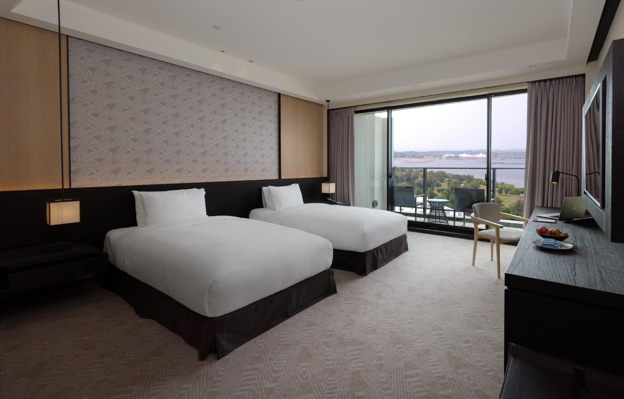 คราวน์ พลาซา ไท่หนาน Hotel ไถหนาน ภายนอก รูปภาพ Deluxe Room