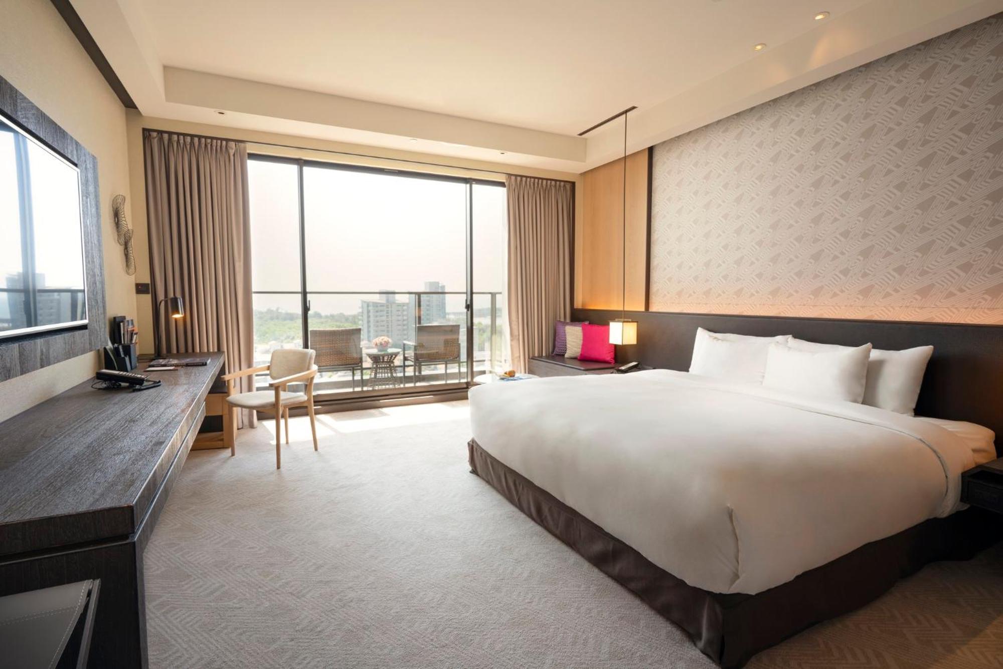 คราวน์ พลาซา ไท่หนาน Hotel ไถหนาน ภายนอก รูปภาพ Deluxe Room